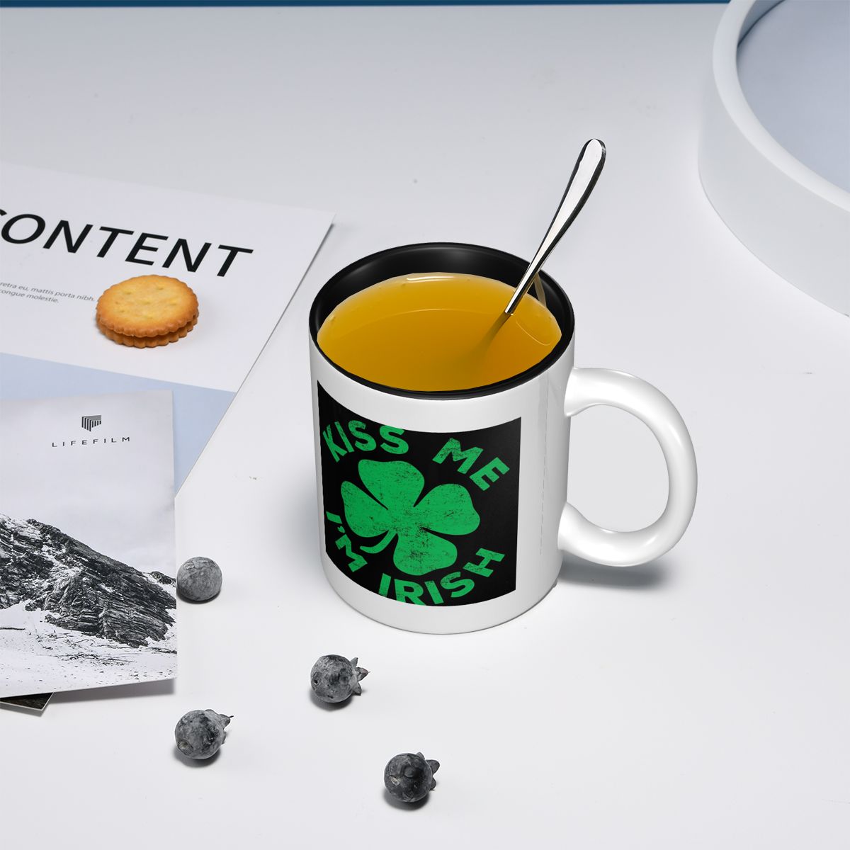 Kus me, ik ben Iers mok grappi - Coffee Tea You And Me recensie en prijs